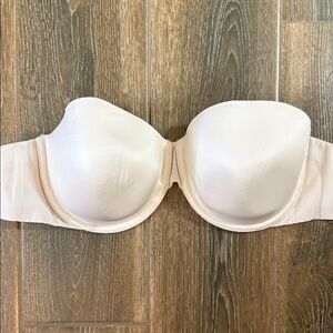 Victoria's Secret Strapless Bra - white